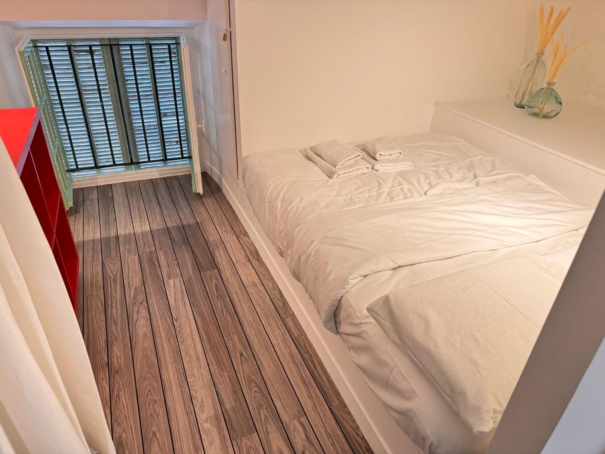 Appartement Carre D'or: Very Calm Cozy 2br, With Wi-fi Nice